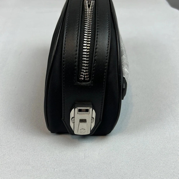 NWOT Cartwright The Clam Luxury Lockable Bag - Picture 6 of 11